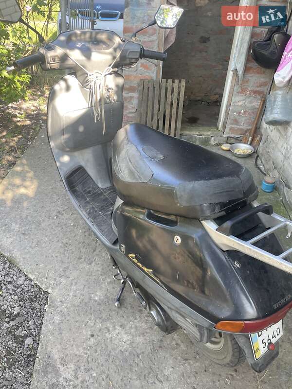 Вантажні моторолери, мотоцикли, скутери, мопеди Honda Lead 50 AF-01 2001 в Горішніх Плавнях