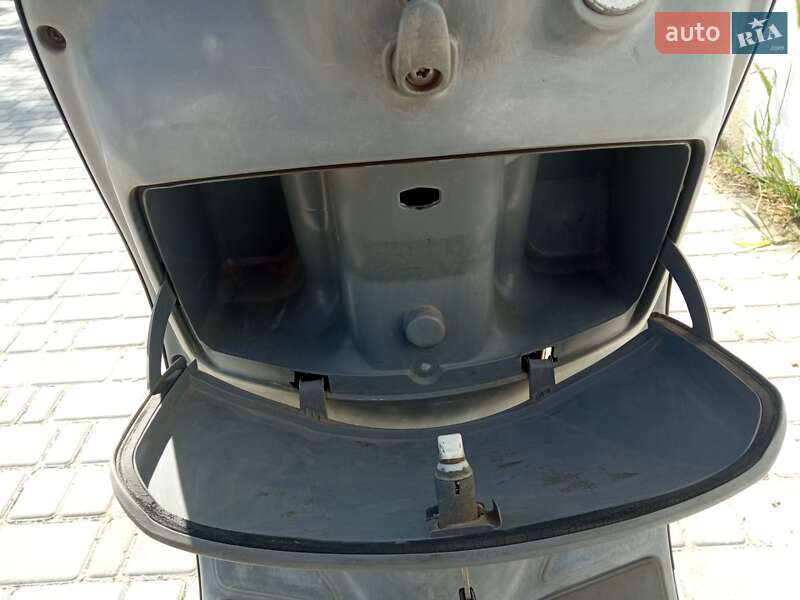 Скутер Honda Lead 50 AF 48 2003 в Белгороде-Днестровском фото 11 Скутер Honda Lead 50 AF 48 2003 в Белгороде-Днестровском