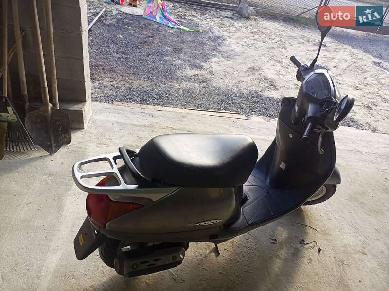 Скутер Honda Lead 50 AF 48 2002 в Володимирі