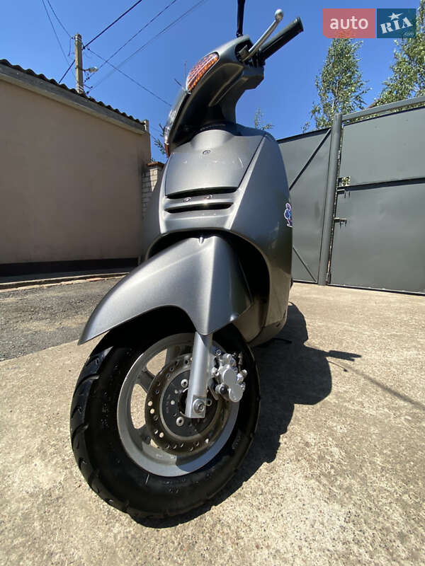 Мопеды Honda Lead 50 AF 48 2001 в Одессе