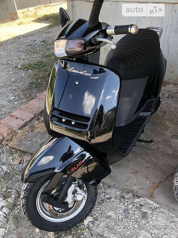 Скутер Honda Lead 90 2002 в 