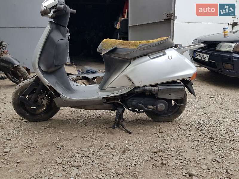 Скутер Honda Lead 90 2001 в Одесі