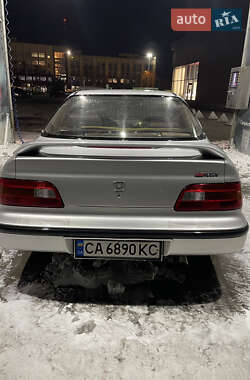 Седан Honda Legend 1994 в Львове