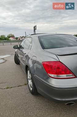 Седан Honda Legend 2006 в Березане