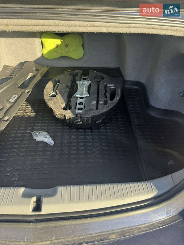 Седан Honda Legend 2008 в Запорожье