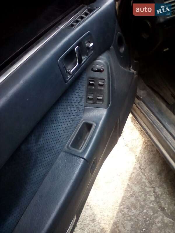 Седан Honda Legend 1988 в Никополе фото 2 Седан Honda Legend 1988 в Никополе