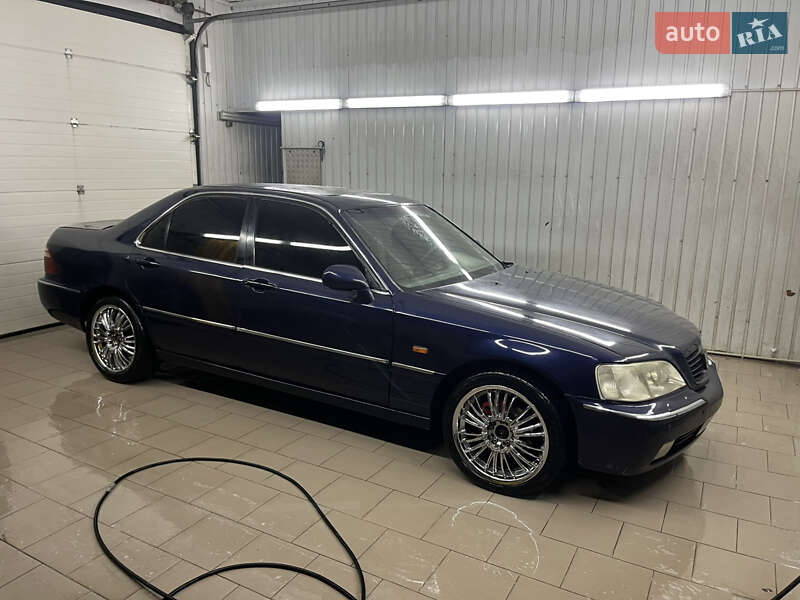 Седан Honda Legend 2000 в Киеве