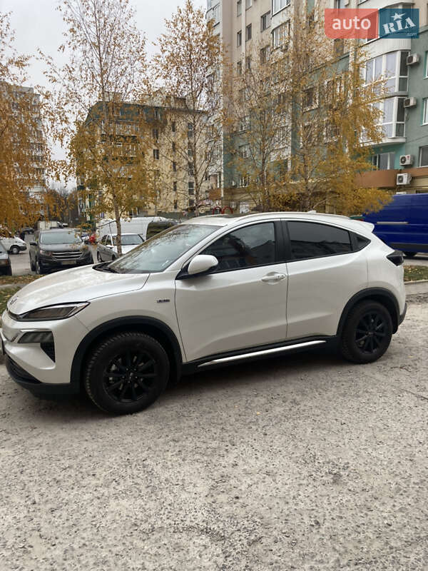 Honda M-NV 2022