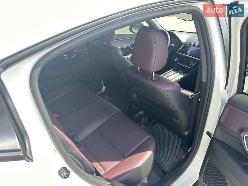 Внедорожник / Кроссовер Honda M-NV 2022 в Киеве