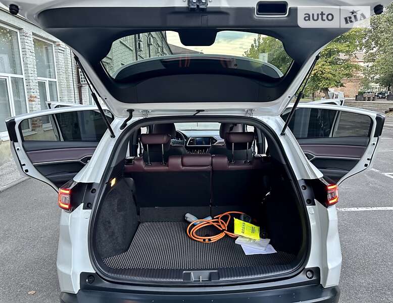 Внедорожник / Кроссовер Honda M-NV 2022 в Киеве