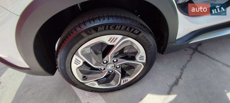 Внедорожник / Кроссовер Honda M-NV 2023 в Киеве