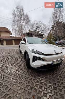 Позашляховик / Кросовер Honda M-NV 2021 в 