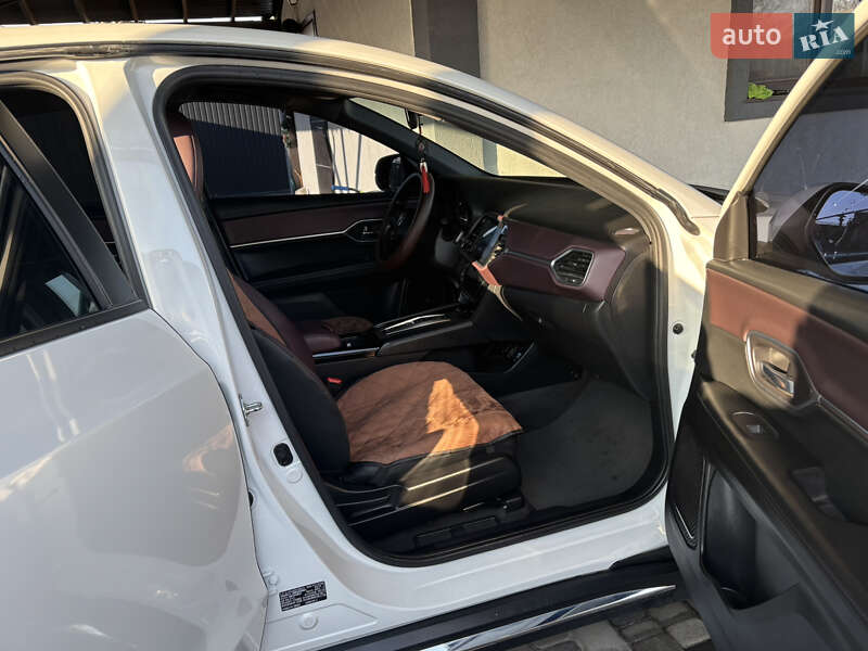 Позашляховик / Кросовер Honda M-NV 2022 в Києві фото 6 Позашляховик / Кросовер Honda M-NV 2022 в Києві