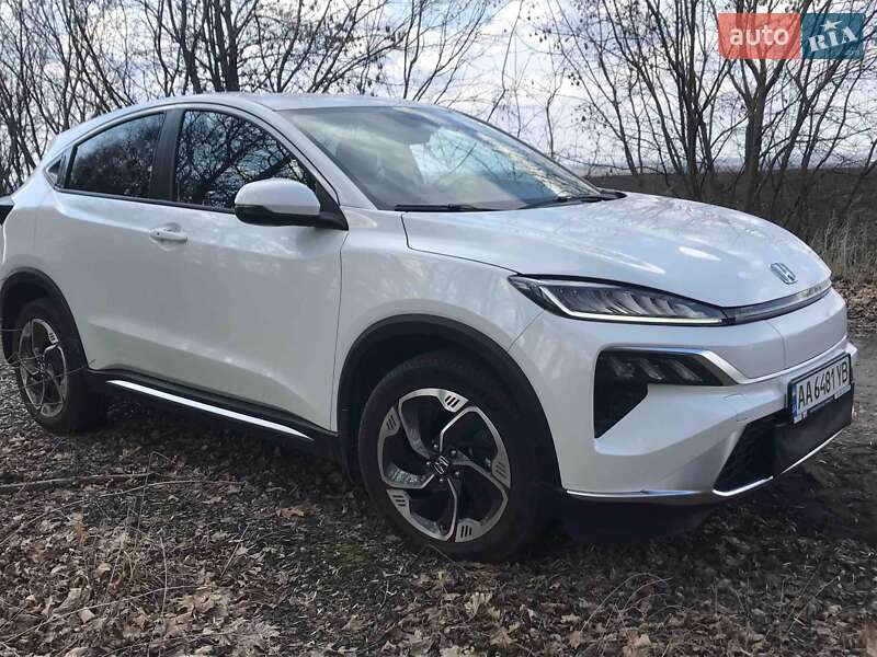 Внедорожник / Кроссовер Honda M-NV 2023 в Лебедине