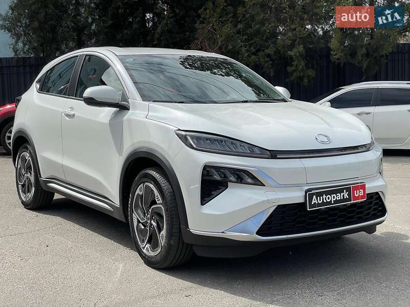 Позашляховик / Кросовер Honda M-NV 2024 в Києві