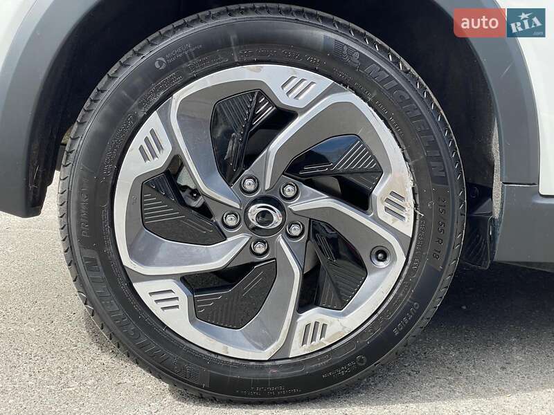 Позашляховик / Кросовер Honda M-NV 2024 в Києві