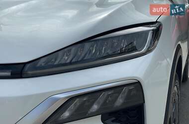 Позашляховик / Кросовер Honda M-NV 2024 в 
