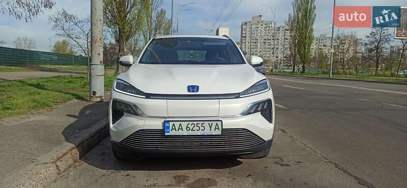 Honda M-NV 2022