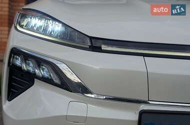 Позашляховик / Кросовер Honda M-NV 2021 в 