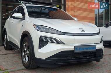 Позашляховик / Кросовер Honda M-NV 2021 в 
