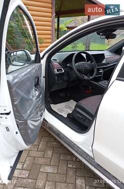 Honda M-NV 2024 Honda M-NV 2024
