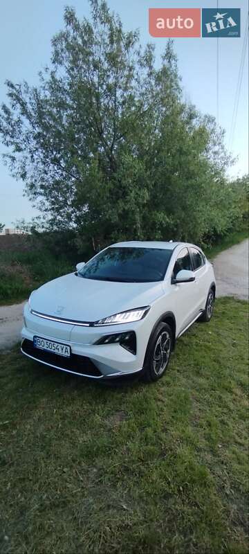 Внедорожник / Кроссовер Honda M-NV 2024 в Тернополе