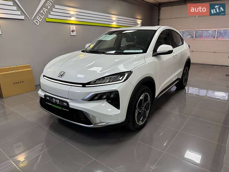 Honda M-NV 2024