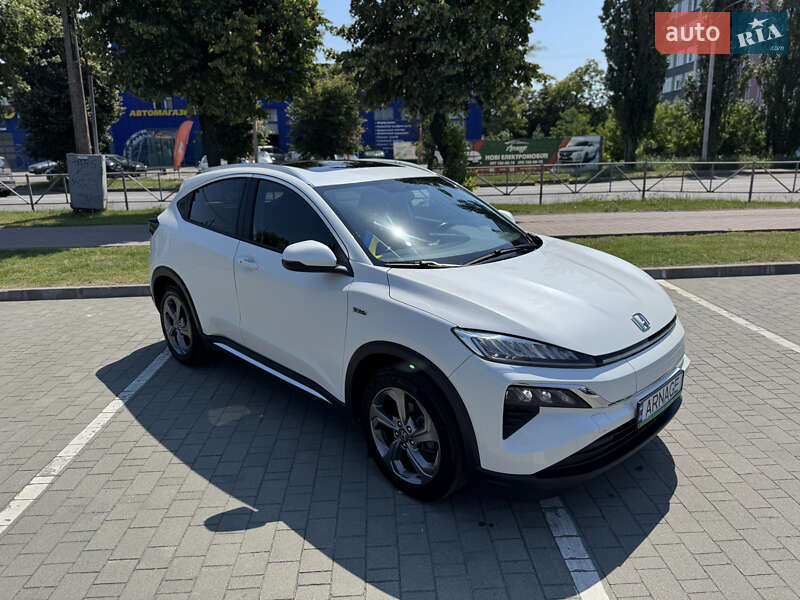 Honda M-NV 2022
