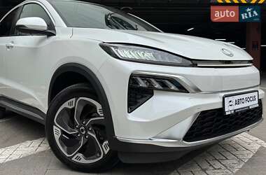 Позашляховик / Кросовер Honda M-NV 2023 в 