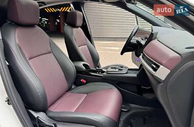 Позашляховик / Кросовер Honda M-NV 2023 в 
