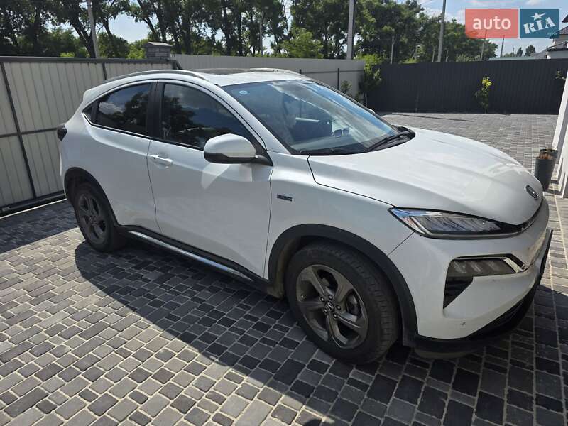 Honda M-NV 2022