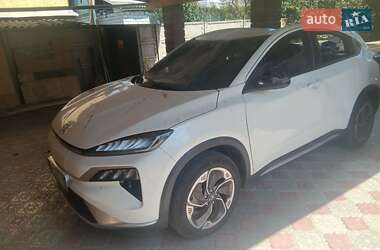 Honda M-NV 2025