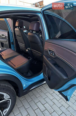Внедорожник / Кроссовер Honda M-NV 2023 в 