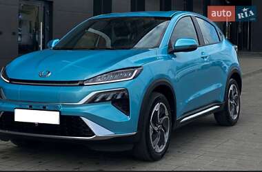 Honda M-NV 2023