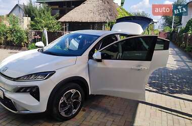 Позашляховик / Кросовер Honda M-NV 2024 в 