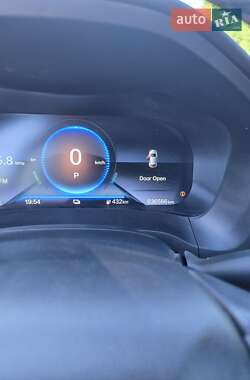 Позашляховик / Кросовер Honda M-NV 2022 в 