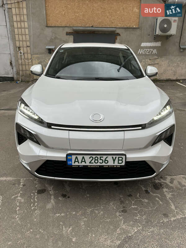 Honda M-NV 2023 Honda M-NV 2023