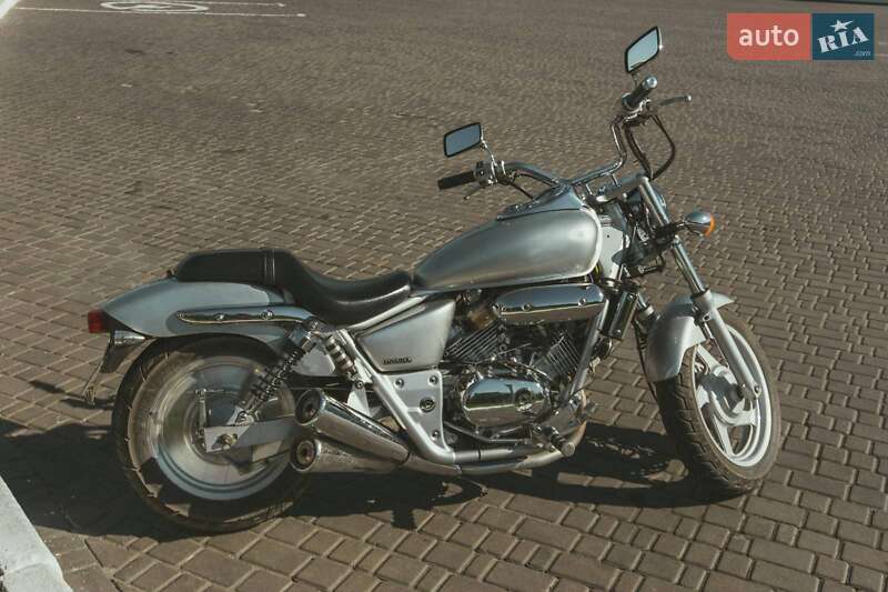 Мотоцикл Круизер Honda Magna 250 2001 в Дачном