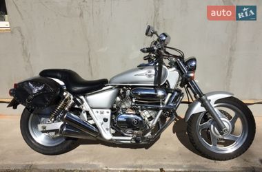 Мотоцикл Круізер Honda Magna 250 1995 в Шишаках