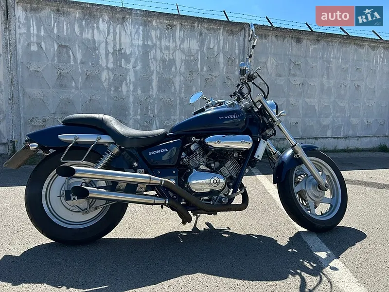 Honda Magna 250 2001