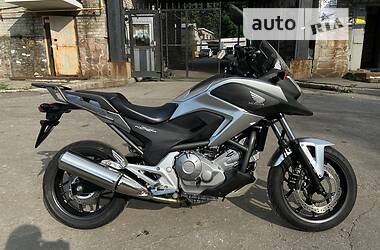 Мотоцикл Без обтекателей (Naked bike) Honda NC 700 2014 в Днепре
