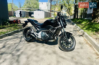Мотоцикл Спорт-туризм Honda NC 700S 2012 в 