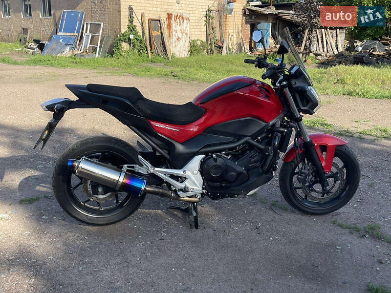Мотоцикл Без обтекателей (Naked bike) Honda NC 700S 2014 в Прилуках