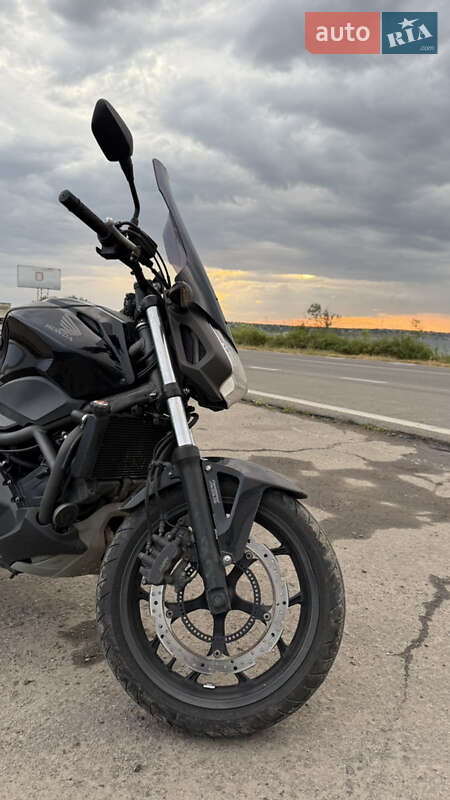 Мотоцикл Туризм Honda NC 700S 2013 в Южному