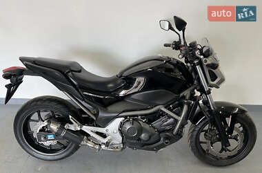 Мотоцикл Без обтекателей (Naked bike) Honda NC 700S 2014 в 