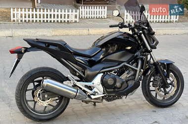 Мотоцикл Туризм Honda NC 700S 2013 в 