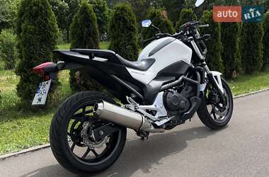 Мотоцикл Без обтекателей (Naked bike) Honda NC 700S 2012 в Киеве