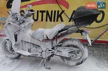 Мотоцикл Туризм Honda NC 700X Integra 2014 в 