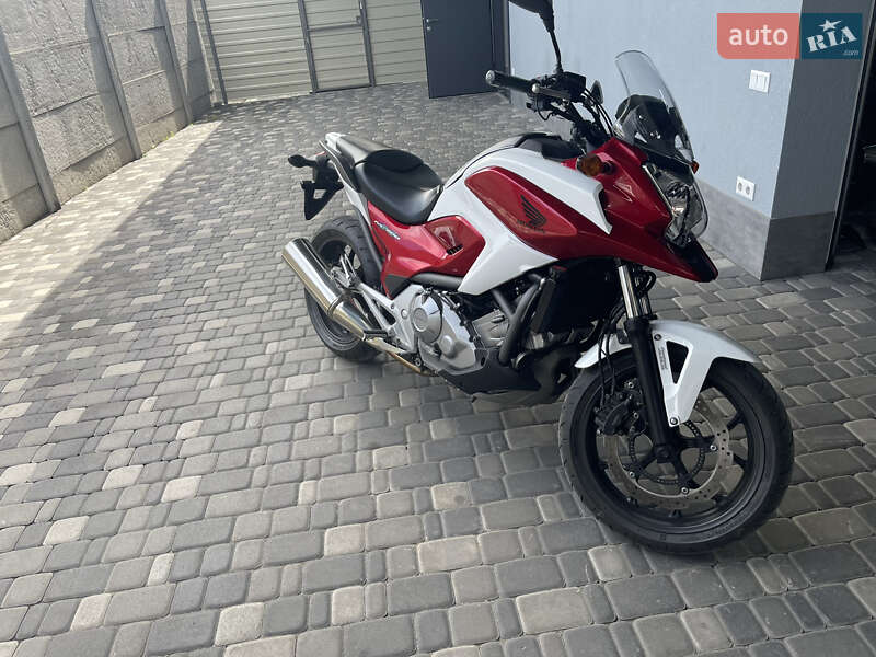 Мотоцикл Спорт-туризм Honda NC 700X 2013 в Киеве
