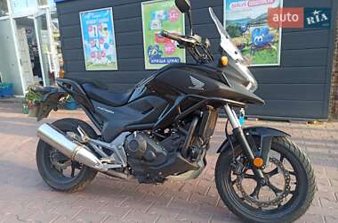 Мотоцикл Туризм Honda NC 700X 2015 в 